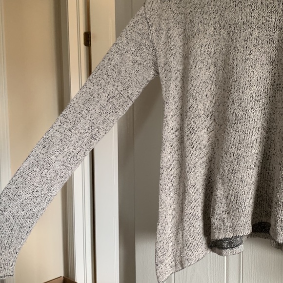 Garage Very Light Knit Long Sleeve Top - Picture 3 of 5